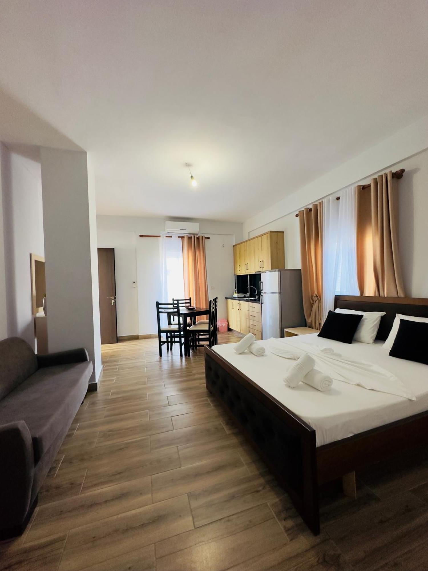 Villa Merkuri Химара Экстерьер фото